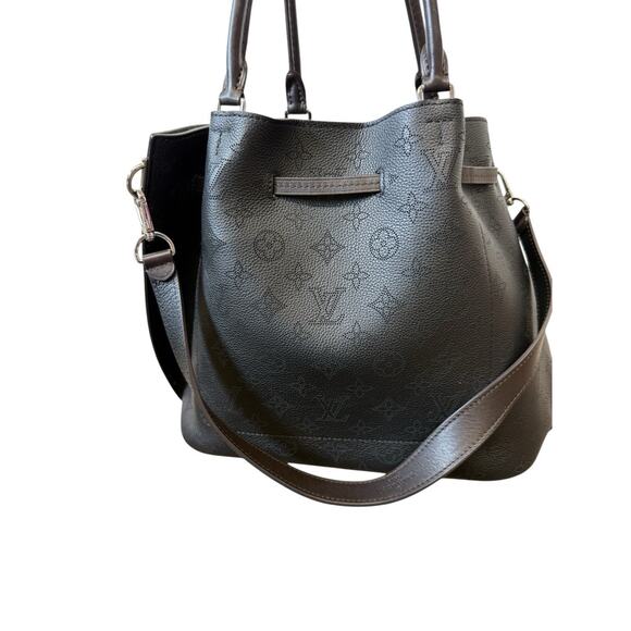 Louis Vuitton Girolata Mahina Leather Black Monogram Bucket Bag Tote Drawstring - Picture 4 of 16